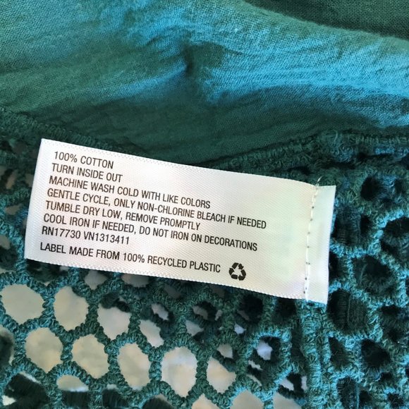 Green Crochet Floral/Geometric Summer Top - Picture 5 of 5